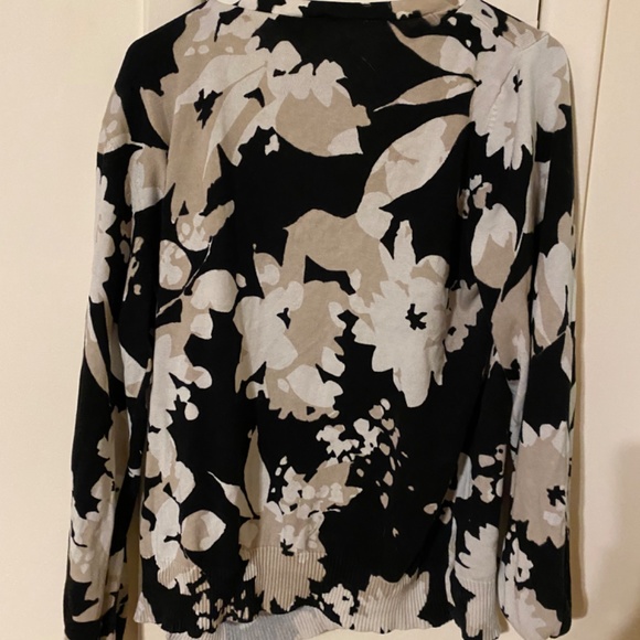 St John’s Bay Cardigan - Picture 4 of 7